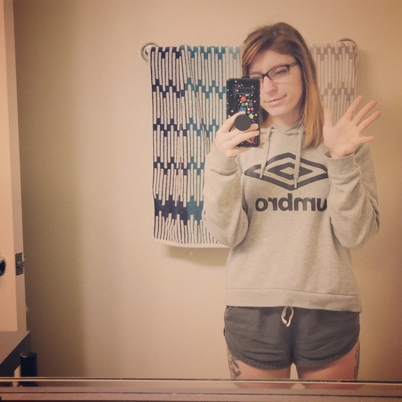 Meet your Posher, Kelly - Picture 1 of 1